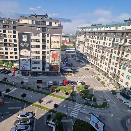 Bulevar Square Apartment *